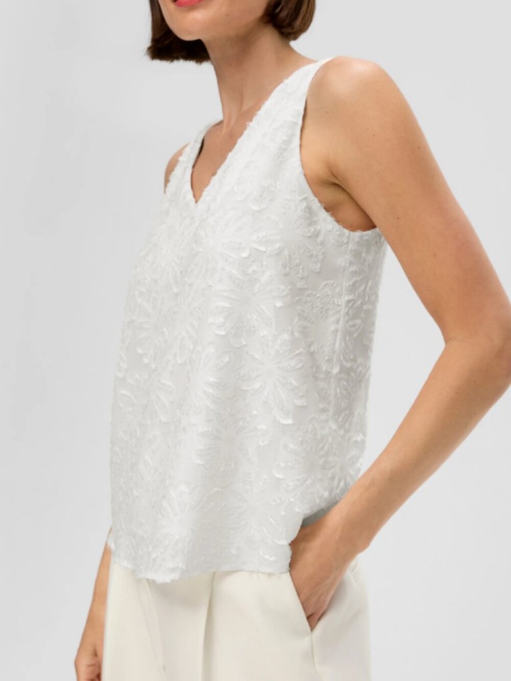 Ann Taylor‎ White Floral Blouse